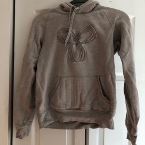 ARITZIA/ TNA Baltic Hoodie Size Small